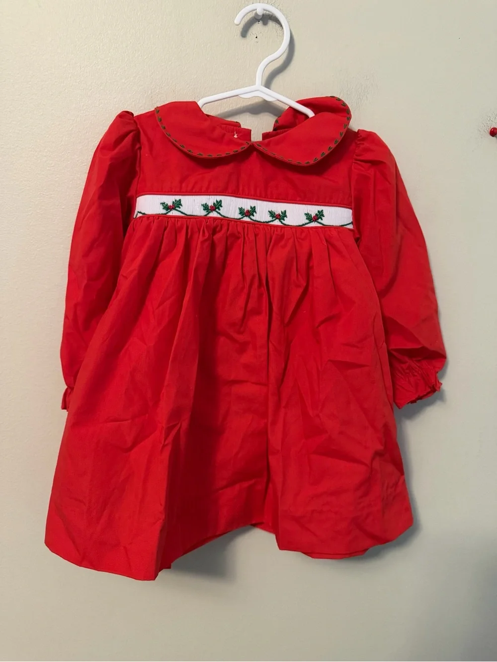 The Beaufort Bonnet Company Red Smocked Wreath Dress